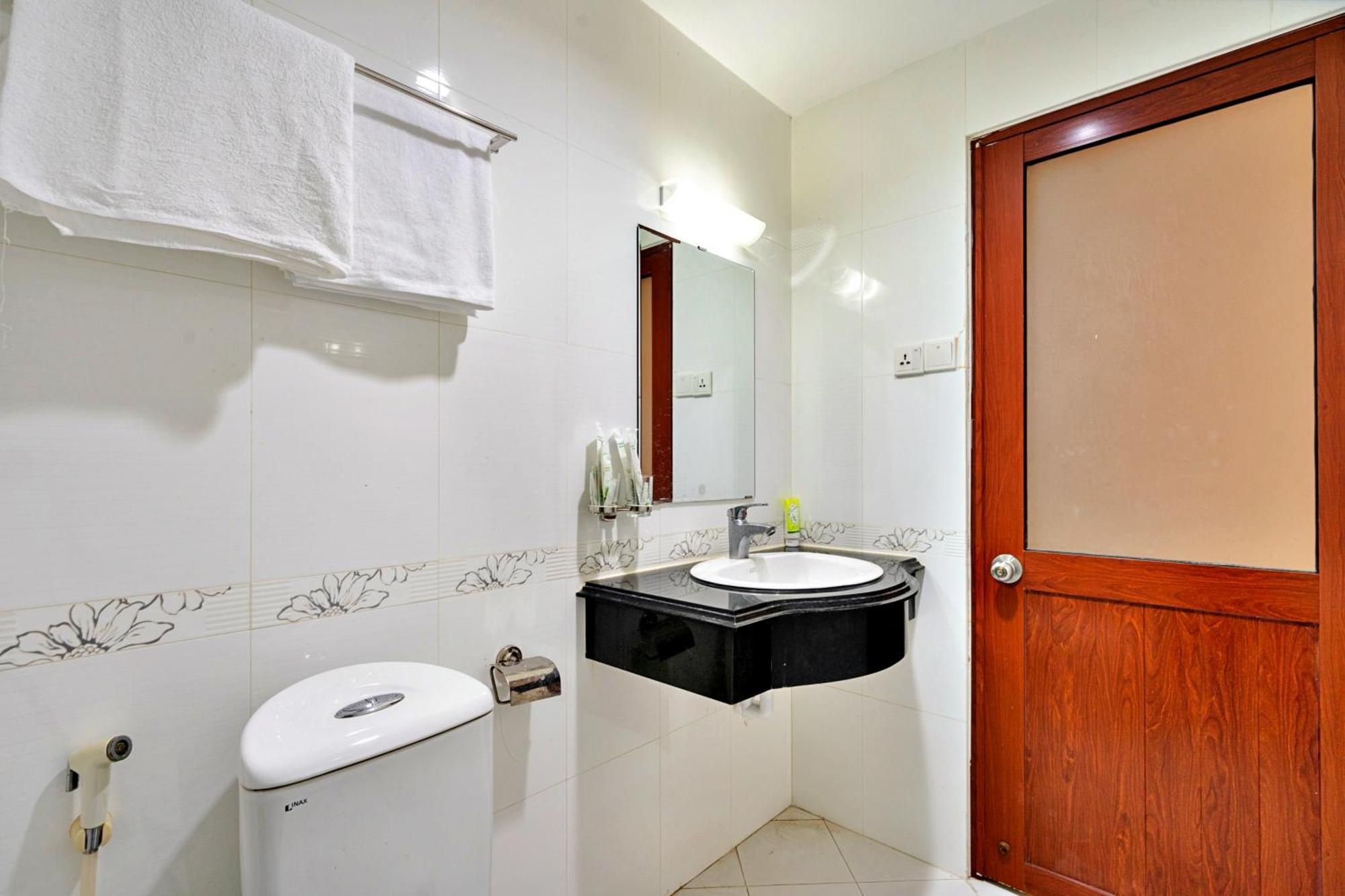 Hanz Premium Friday Hotel Saigon Ho Chi Minh City Room photo